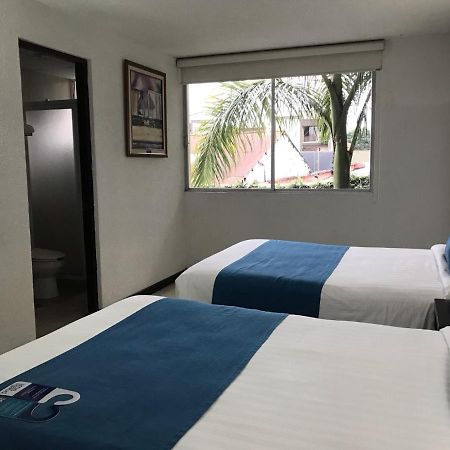 Hotel Ros Gaud Córdoba Eksteriør bilde